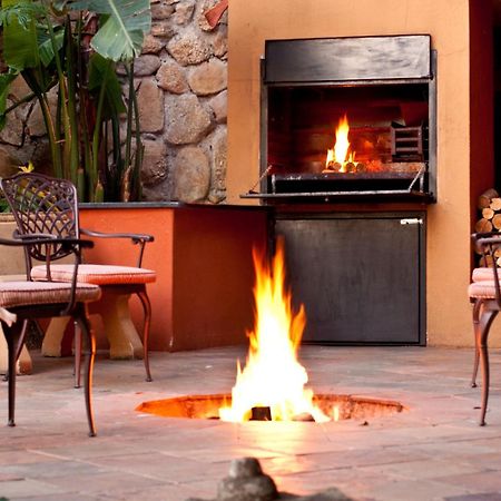 La Roca Guest House Mbombela Bagian luar foto