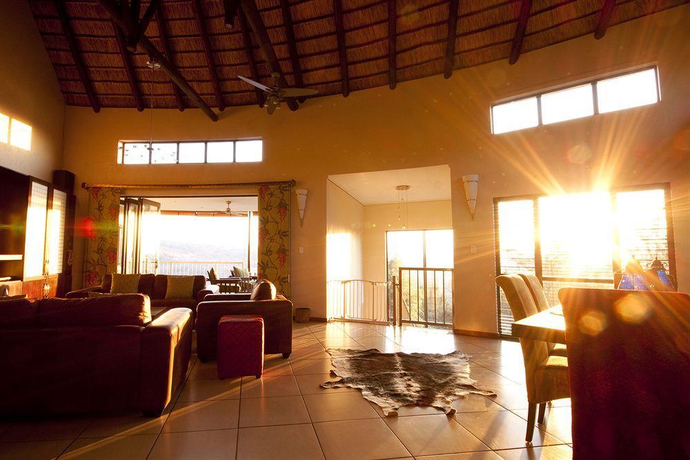 La Roca Guest House Mbombela Bagian luar foto