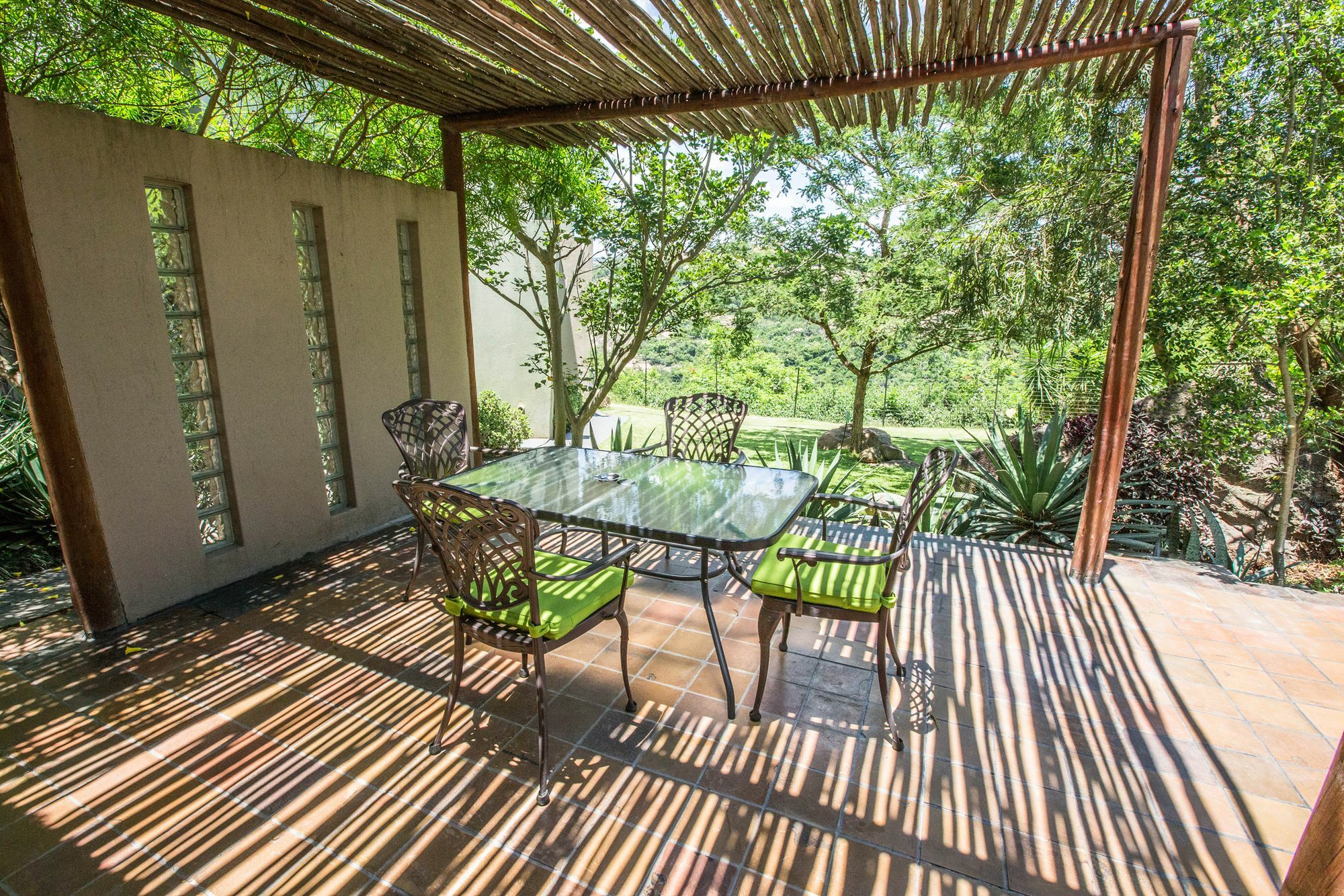 La Roca Guest House Mbombela Bagian luar foto